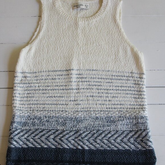 Abercrombie Kids Knit White and Blue Sweater Vest - Picture 2 of 7